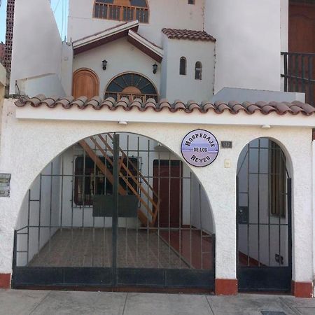 Hospedaje de los Reyes Huarmey Exterior foto